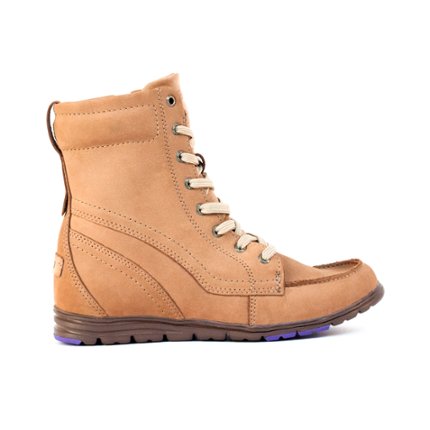 TV2362 - Botas